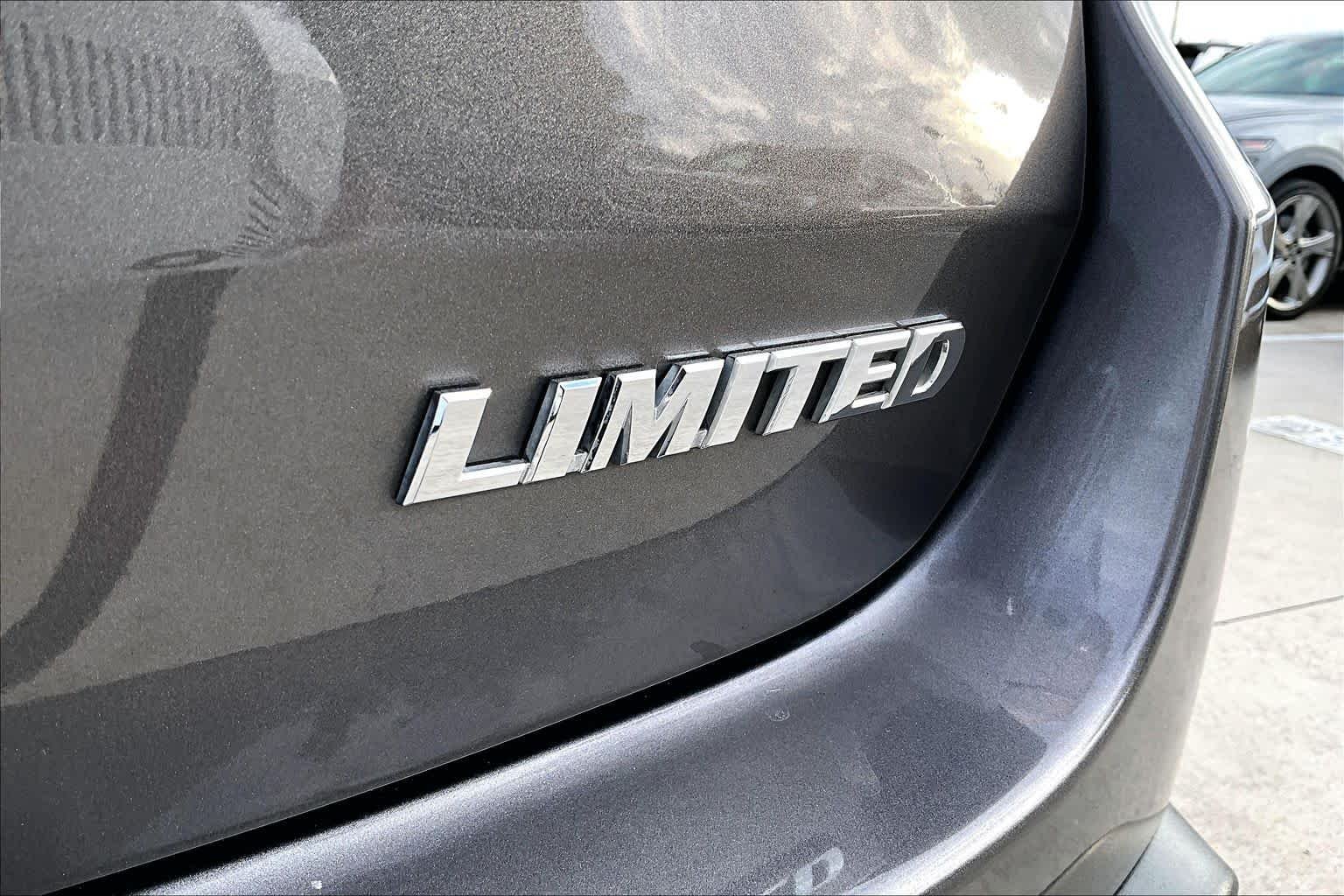 Used 2019 Predawn Gray Mica Toyota Limited Platinum image 10