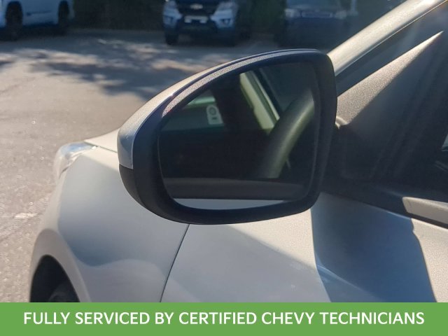 Used 2020 Silver Kia LXS image 17