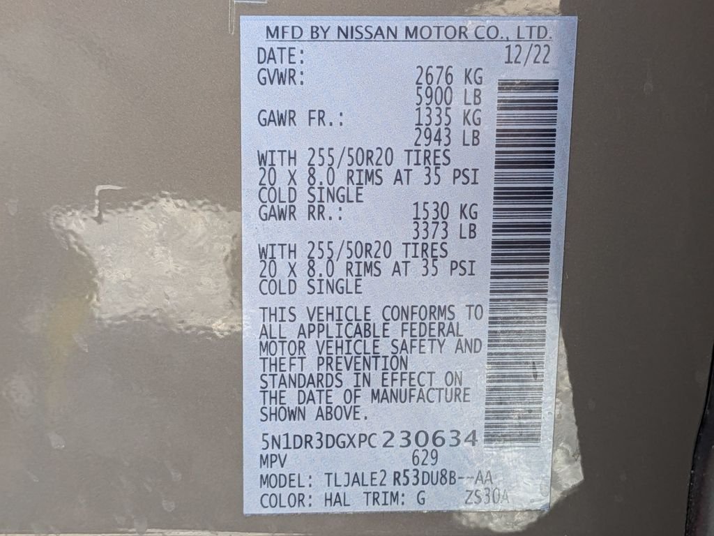 Used 2023 Black Nissan Platinum image 34