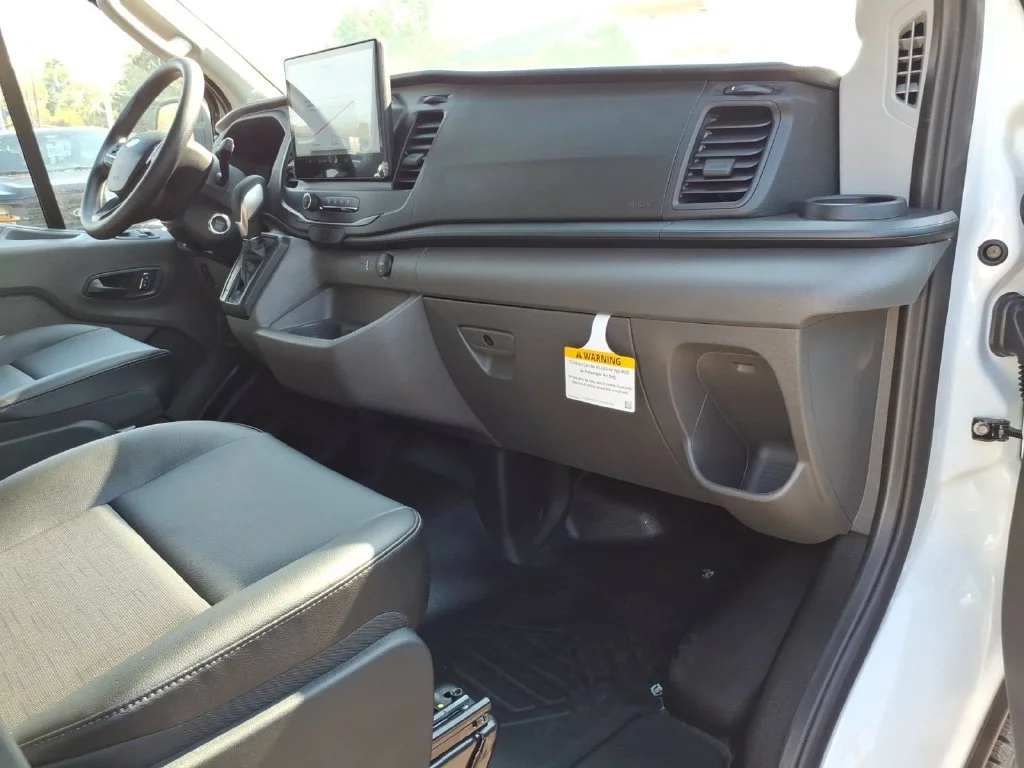 New 2027 Oxford White Ford Cargo Van image 9