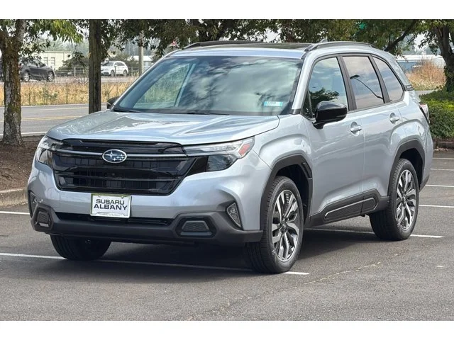 New 2026 ICE SILVER METALLIC Subaru Touring image 8