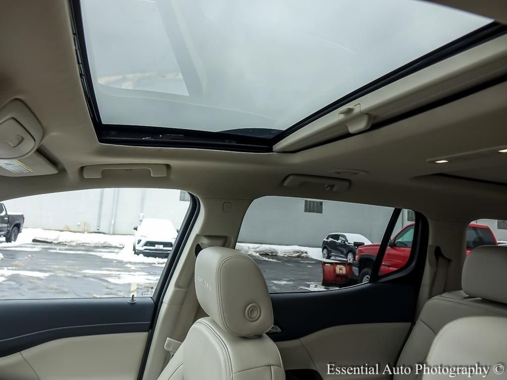 2023 GMC ACADIA - Image 10