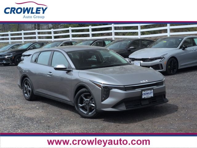 2025 Kia K4 LXS AT's photo