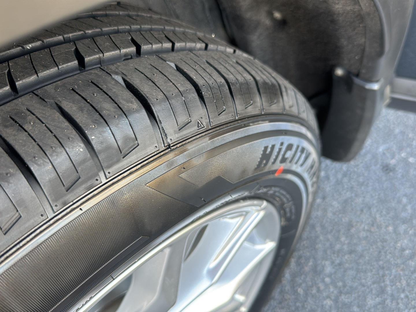 Used 2024 Meteorite Gray Metallic Honda EX-L image 35