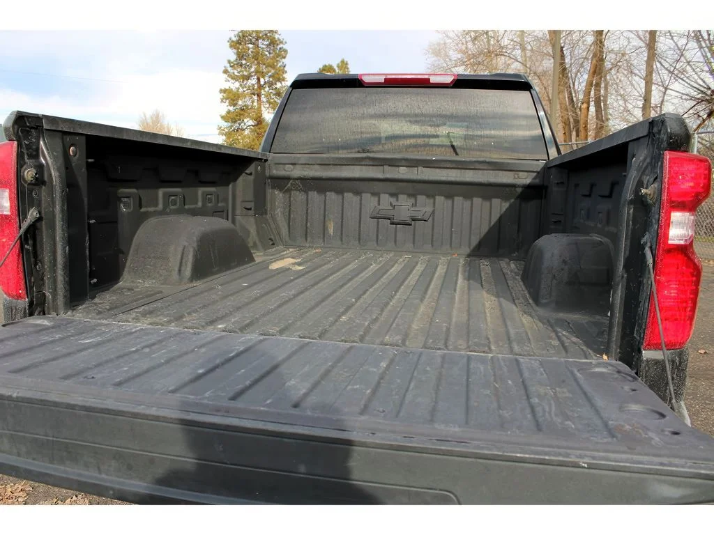 2023 Chevrolet Silverado 1500 LT - Photo 9