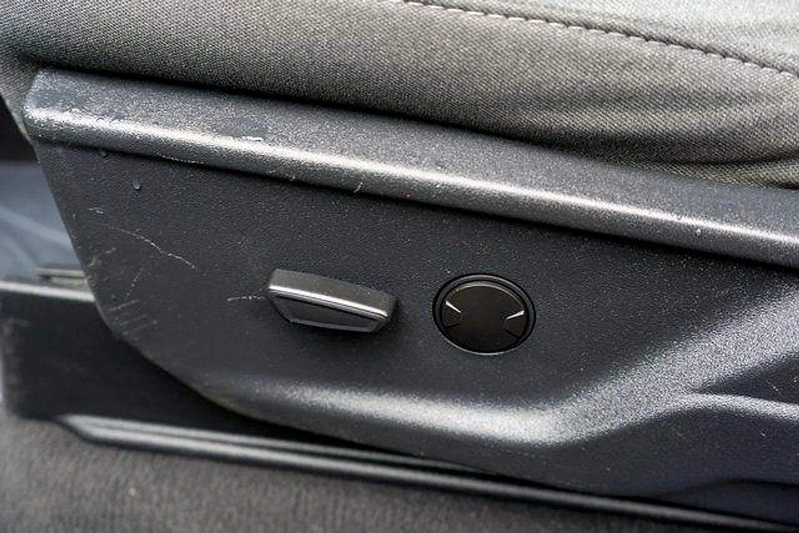 Used 2023 Agate Black Metallic Ford XLT image 18