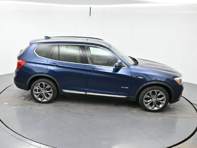 Used 2017 Blue BMW sDrive28i image 24