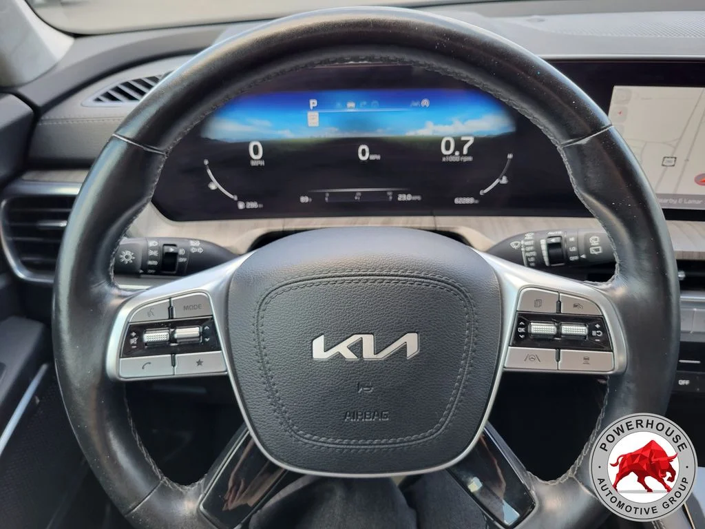 Used 2023 Black Kia SX-Prestige image 37