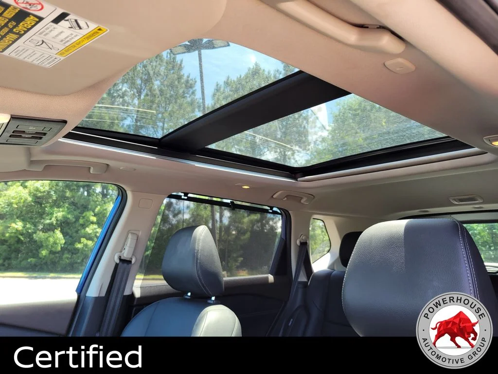 Used 2023 Blue Nissan SL image 25