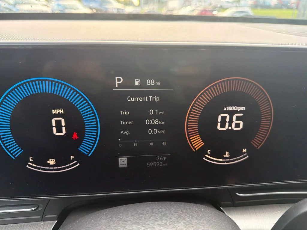 Used 2024 Blue Hyundai SEL image 14