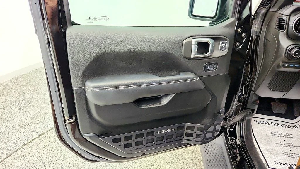 Used 2021 Black Clearcoat Jeep Unlimited Sahara 4xe w/ Cold Weather Group & Keyless Entry image 11