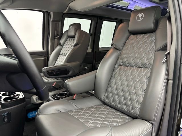 Used 2025 Onyx Black GMC Explorer Limited SE image 20