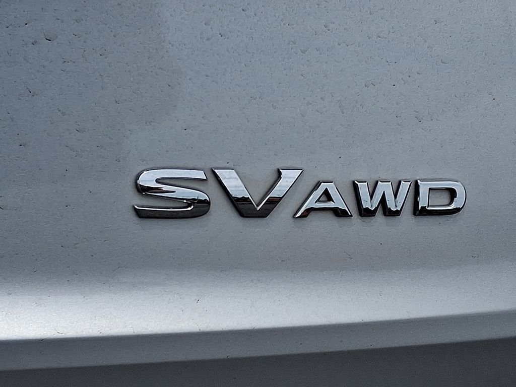 Used 2022 Silver Nissan SV image 10