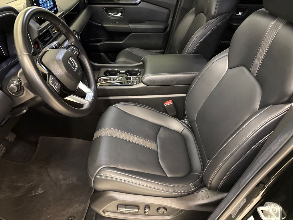 2025 Honda Pilot EX-L - Photo 18