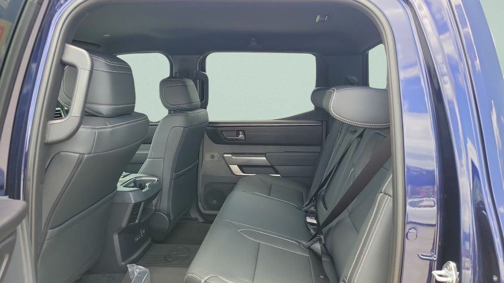 2026 Toyota Tundra SR5 - Photo 10