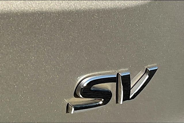 Used 2022 Silver Nissan SV image 26