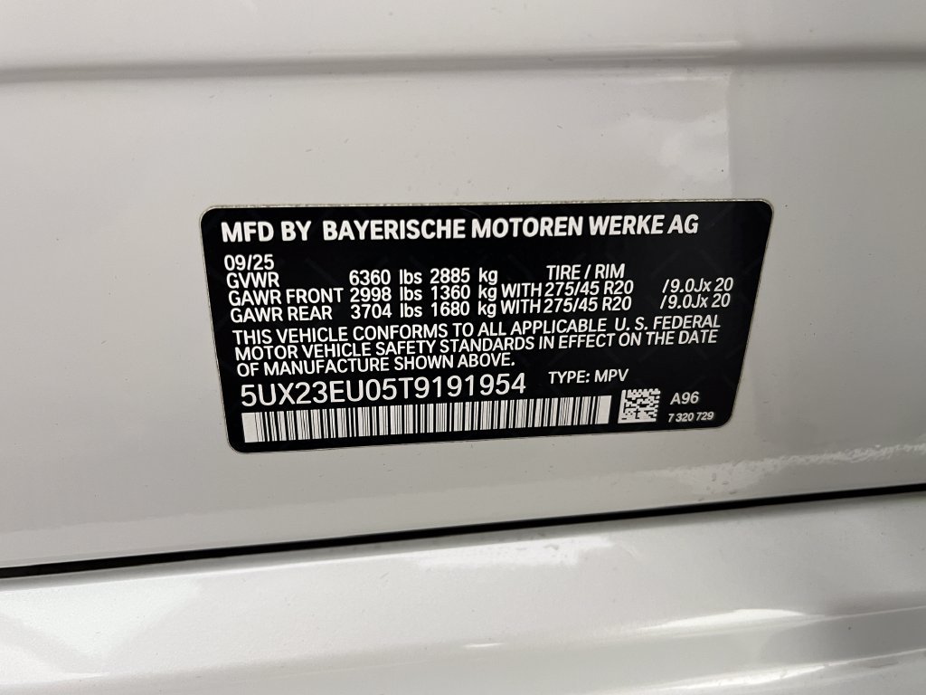 Used 2026 White BMW xDrive40i image 29