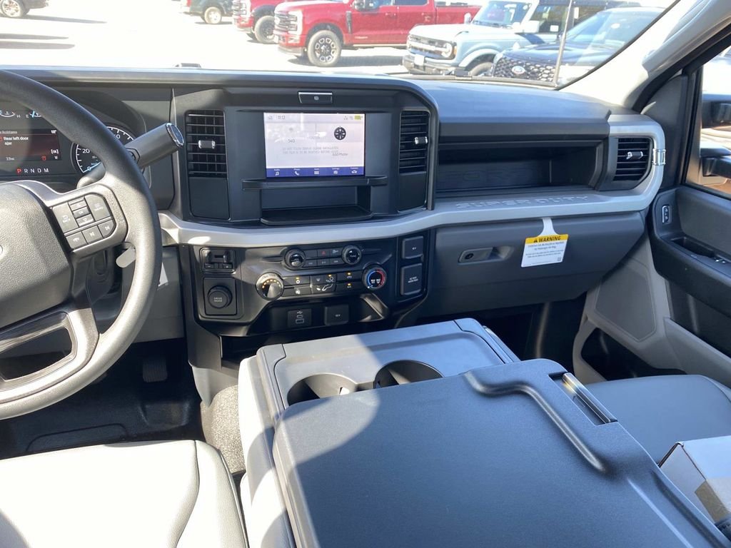 New 2026 Oxford White Ford F-450® XL image 12