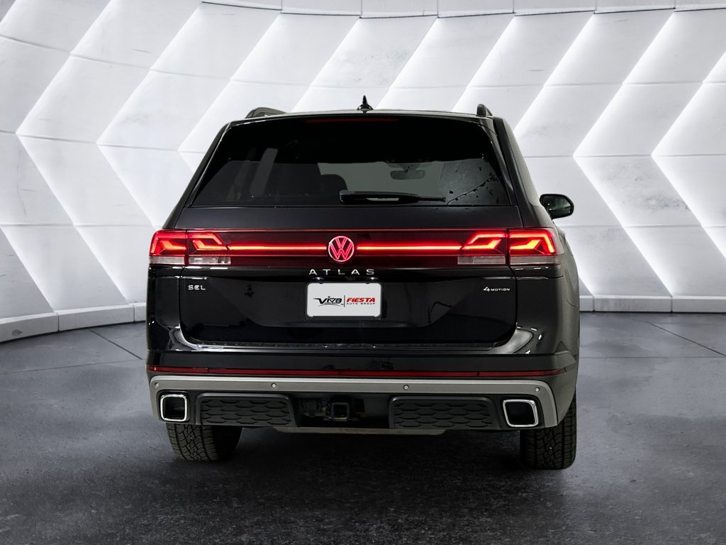 Used 2024  Volkswagen 2.0T Peak Edition SEL image 5