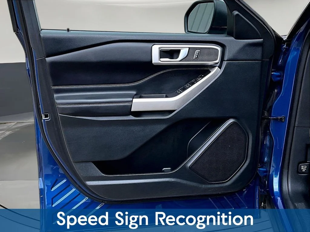 Certified Used 2023 Blue Ford XLT image 24