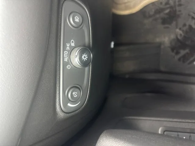 Used 2020 Mosaic Black Metallic Chevrolet Premier image 26
