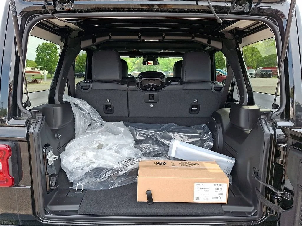 New 2026 Black Clearcoat Jeep Sahara image 20
