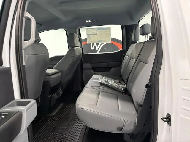 New 2026 Oxford White Ford F-250® XL image 27