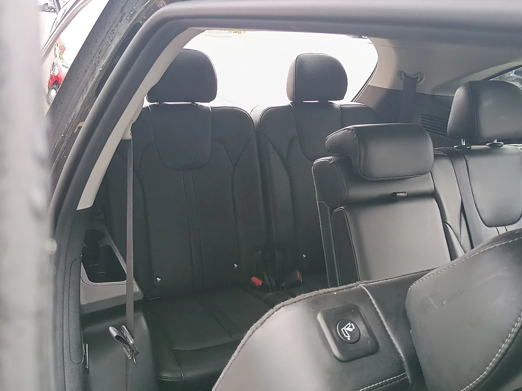Used 2024 Ebony Black Kia S image 15