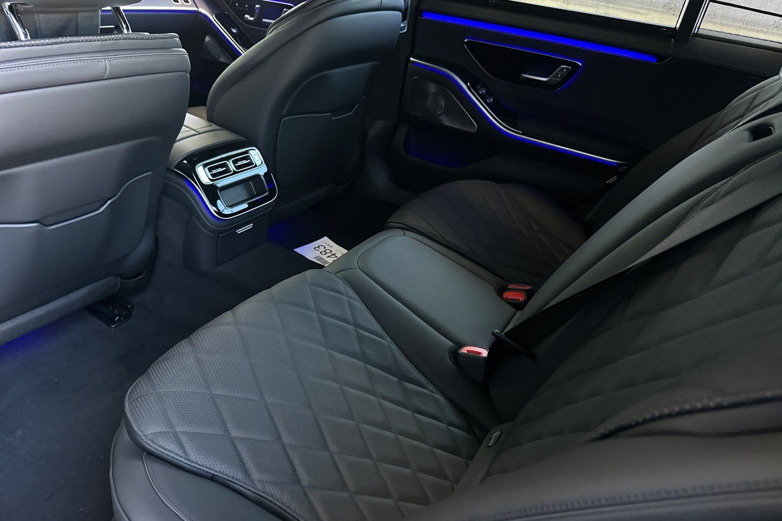 New 2025 Black Mercedes-Benz S 580e image 11