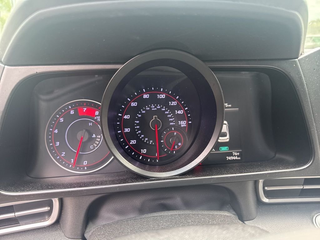 Used 2023 Black Hyundai SEL image 8