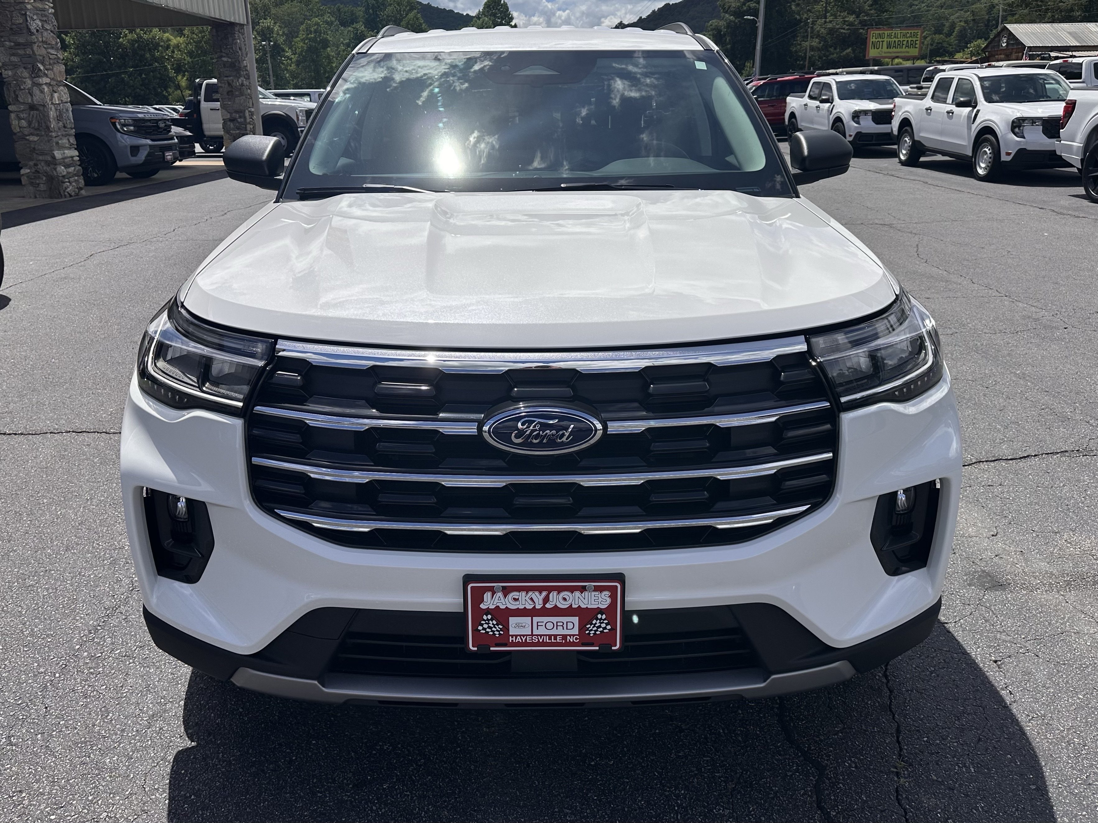 New 2026 Star White Metallic Tri-Coat Ford Active image 3