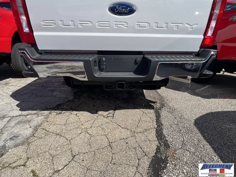 New 2026 Oxford White Ford XL image 6