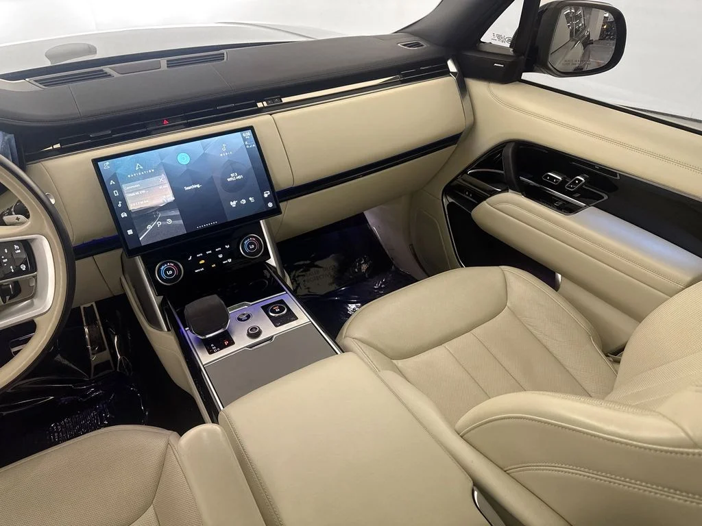 Certified Used 2023 Black Land Rover SE image 23