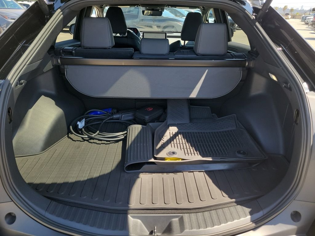 Used 2025 Black Toyota XLE image 8