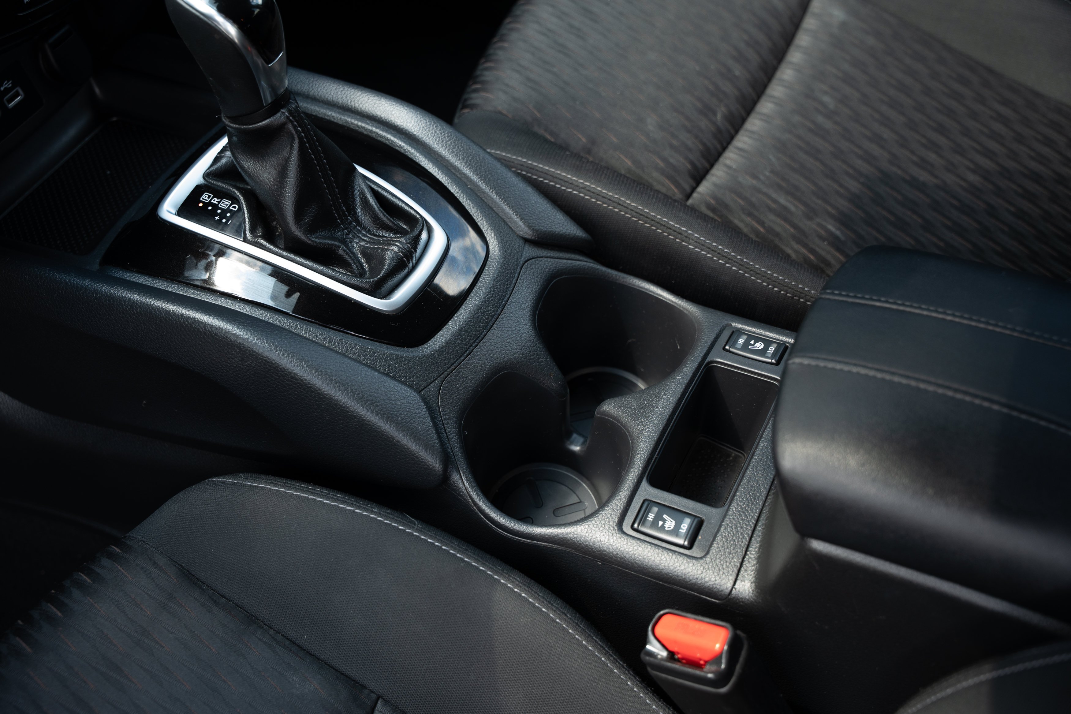 Used 2019 Gun Metallic Nissan SV image 12