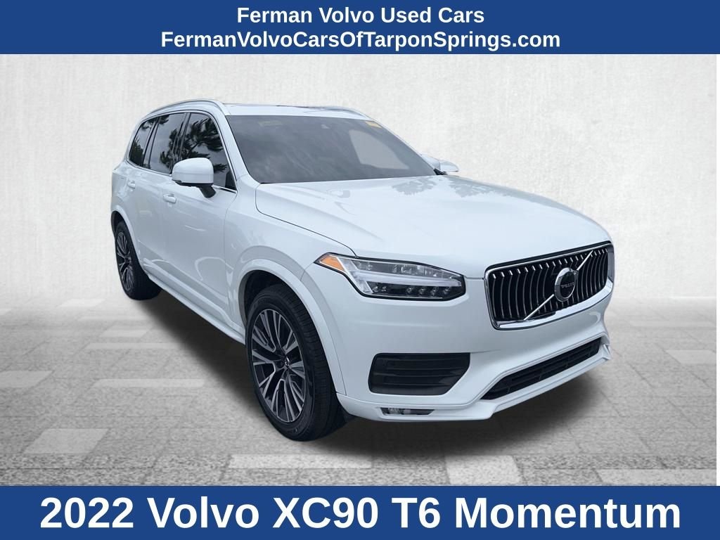 2022 Volvo XC90 T6 Momentum AWD's photo