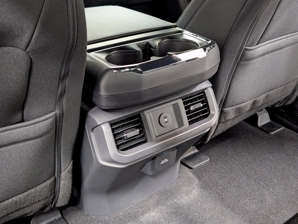 New 2026 Agate Black Metallic Ford XLT image 19
