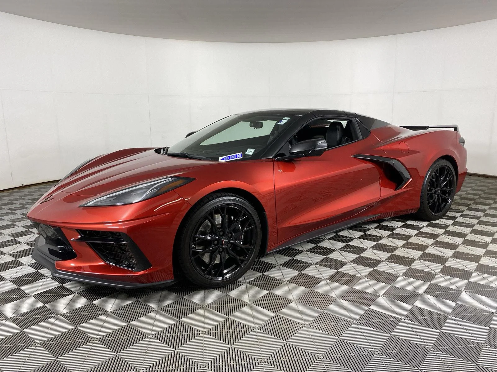 Used 2023 RED MIST METALLIC TINTCOAT Chevrolet 2LT image 3