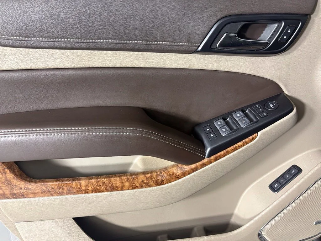 Used 2018 PEPPERDUST METALLIC Chevrolet Premier image 26