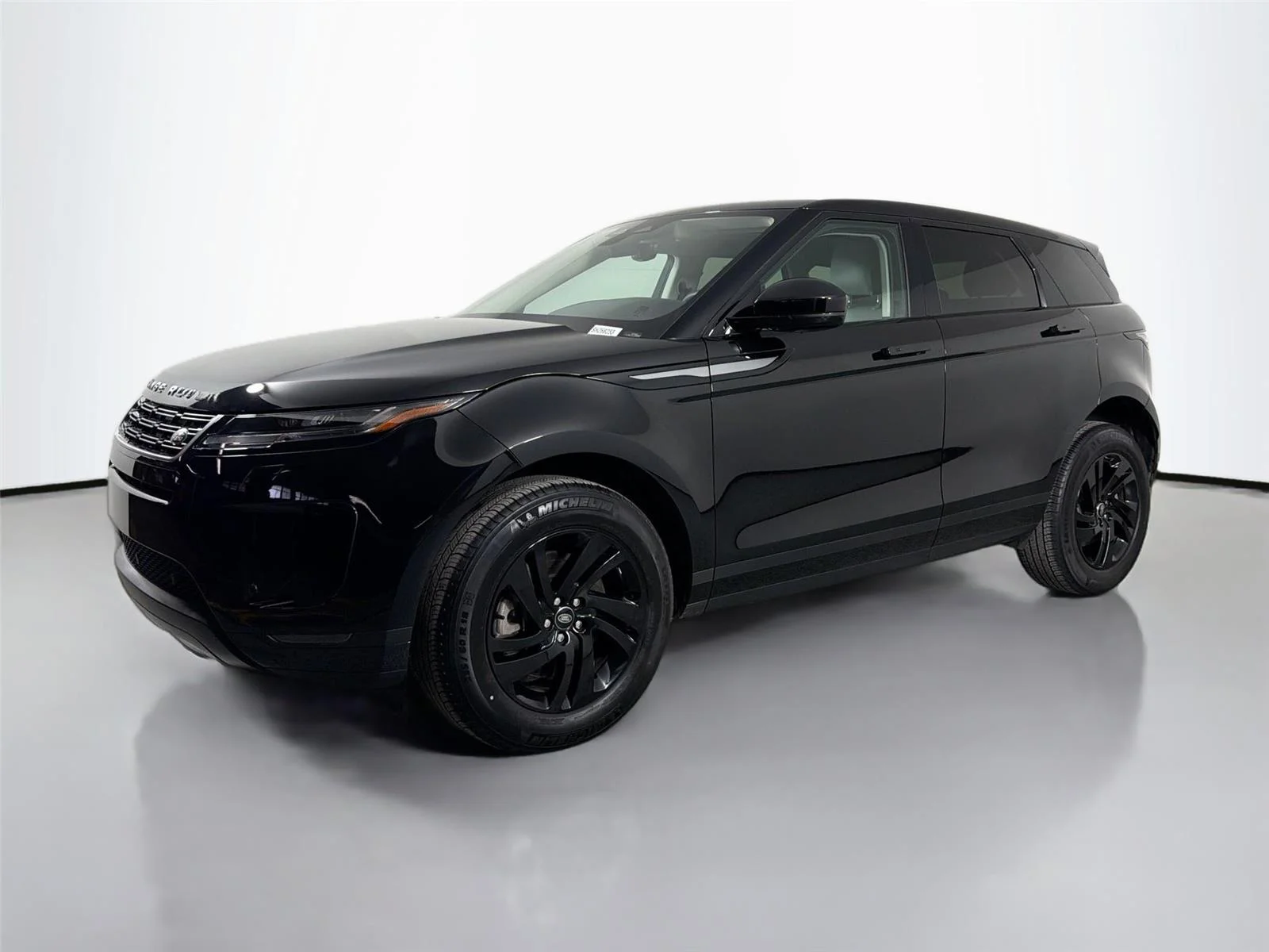 2025 Land Rover Range Rover Evoque S's photo