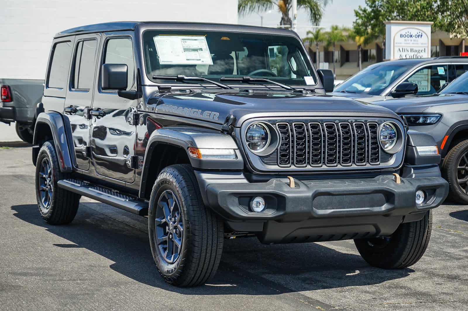 New 2026 Granite Crystal Metallic Clear-Coat Exterior Paint Jeep 85th Anniversary image 3
