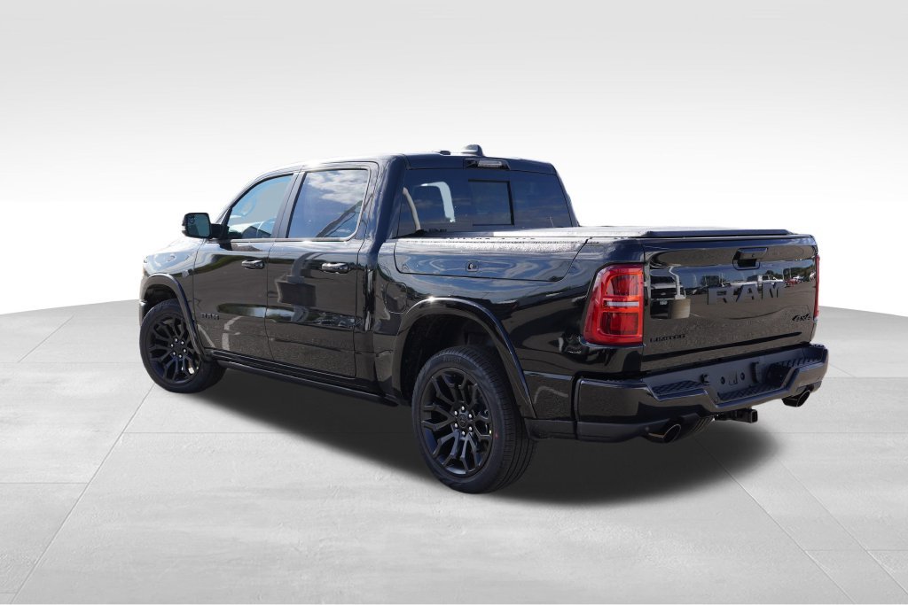 New 2027 Diamond Black Crystal Pearl-Coat Exterior Paint RAM Limited image 5