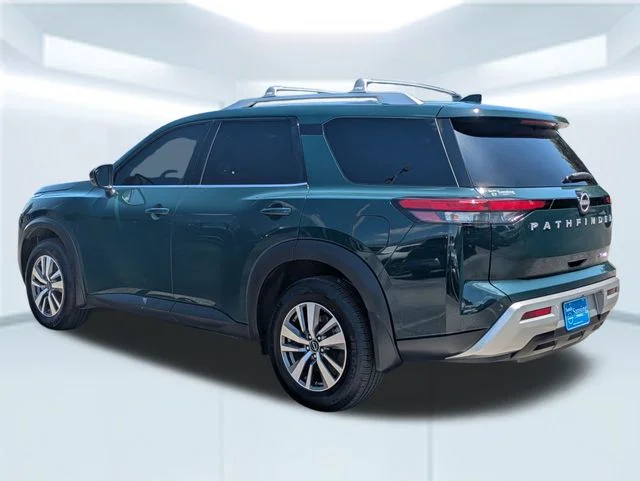 Used 2023 Black Nissan SL image 3