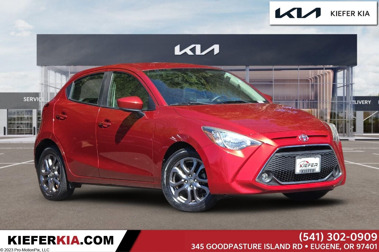 2020 Toyota Yaris LE