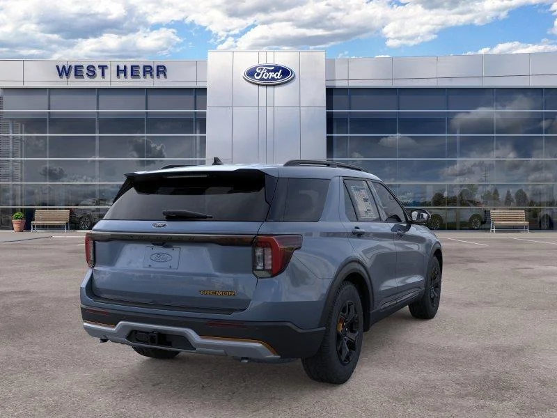 New 2026 Vapor Blue Metallic Ford Tremor® image 8