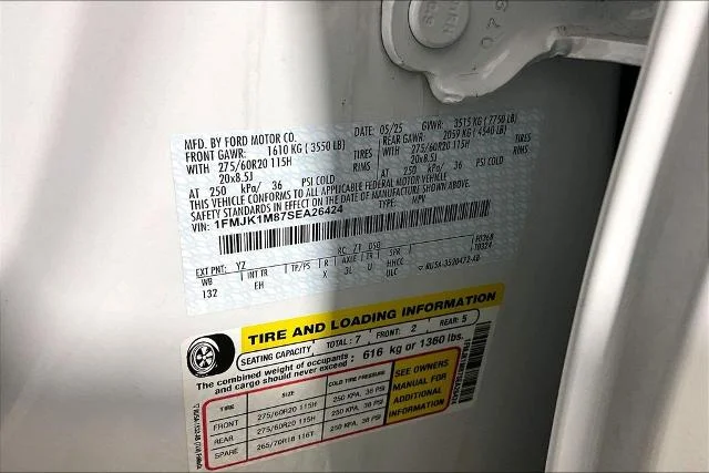Certified Used 2025 Oxford White Ford Platinum image 54