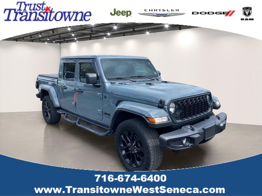 2024 Jeep Gladiator Nighthawk Auto's photo