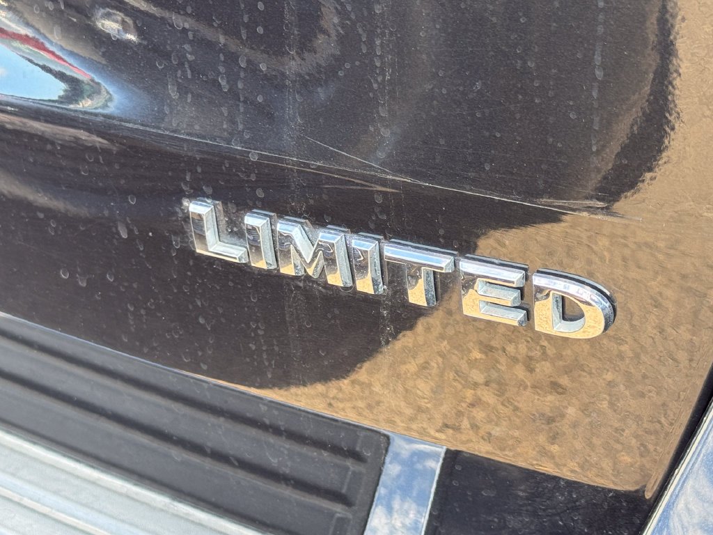 Used 2015 Black Jeep Limited image 8