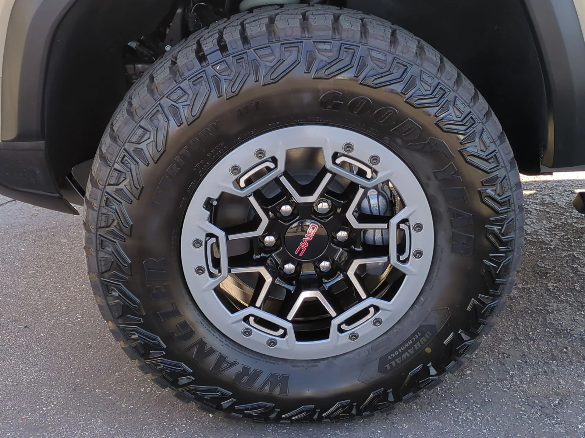 2023 GMC Canyon AT4X - Photo 34