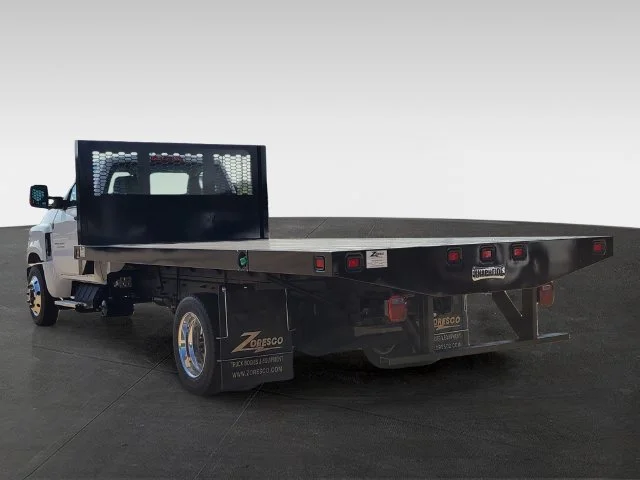 Used 2024 White Chevrolet 1WT image 8